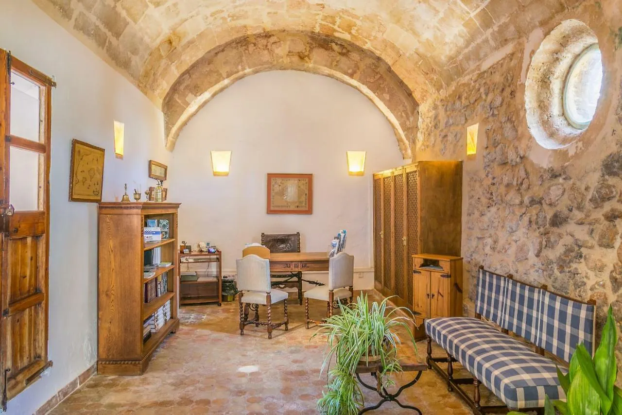 Villa Historic House In Mallorca Up To 12 Guests Andratx